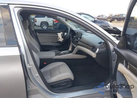 2019 Honda Accord Touring 2.0T from USA, damaged, VIN 1HGCV2F94KA022128